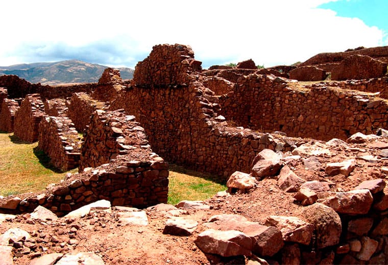 south valley in cusco peru -Piquillaqta
