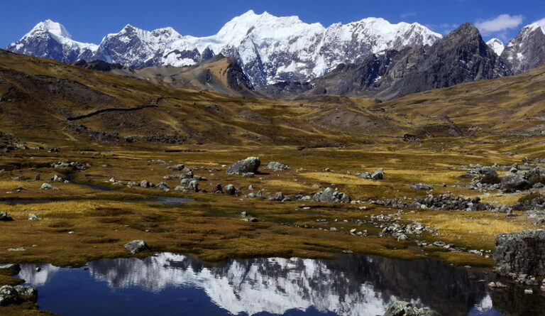 Ausangate trek to vinicunca - view from Annata campsite