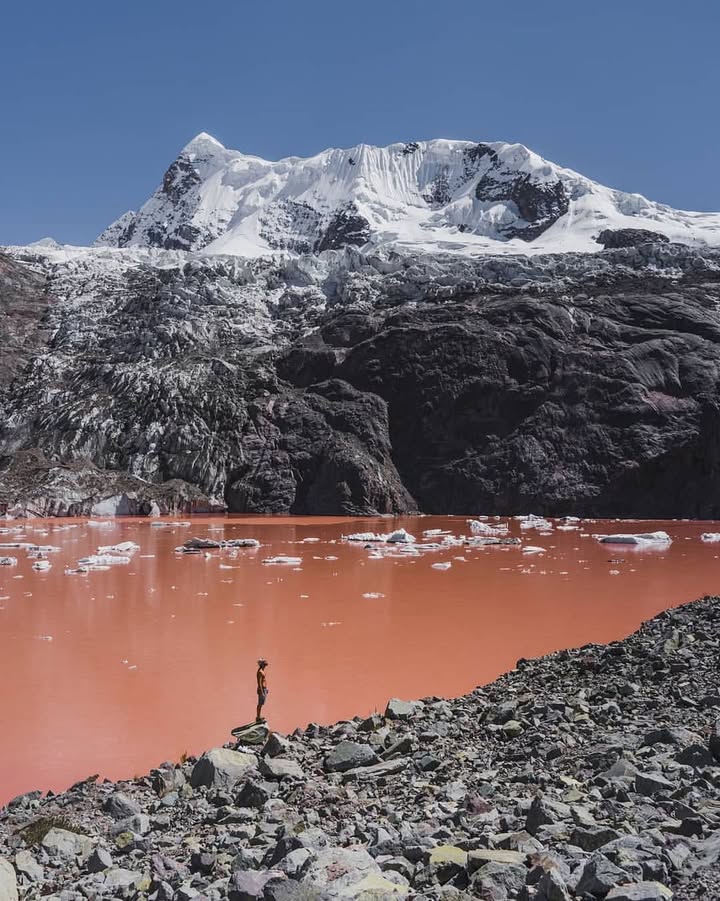 Laguna Roja Cusco
