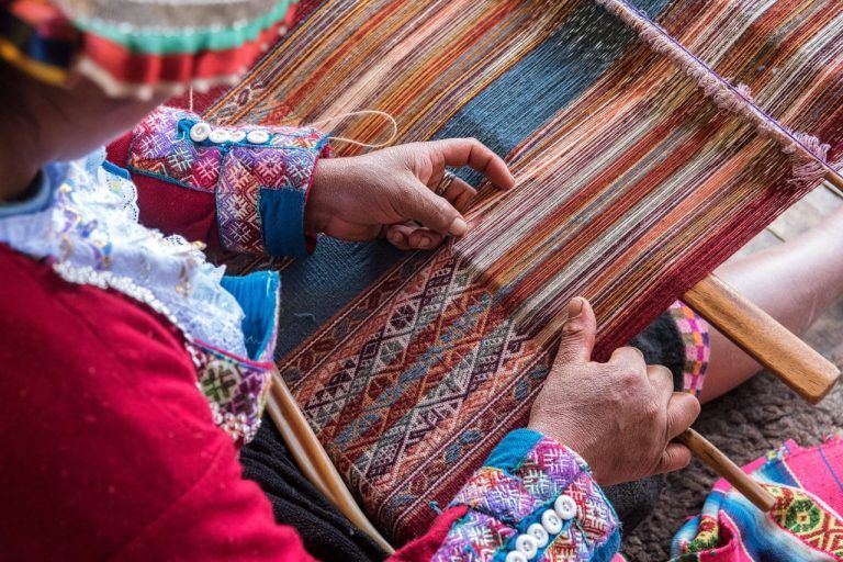 the souvenirs you shoul buy douring your trip to peru